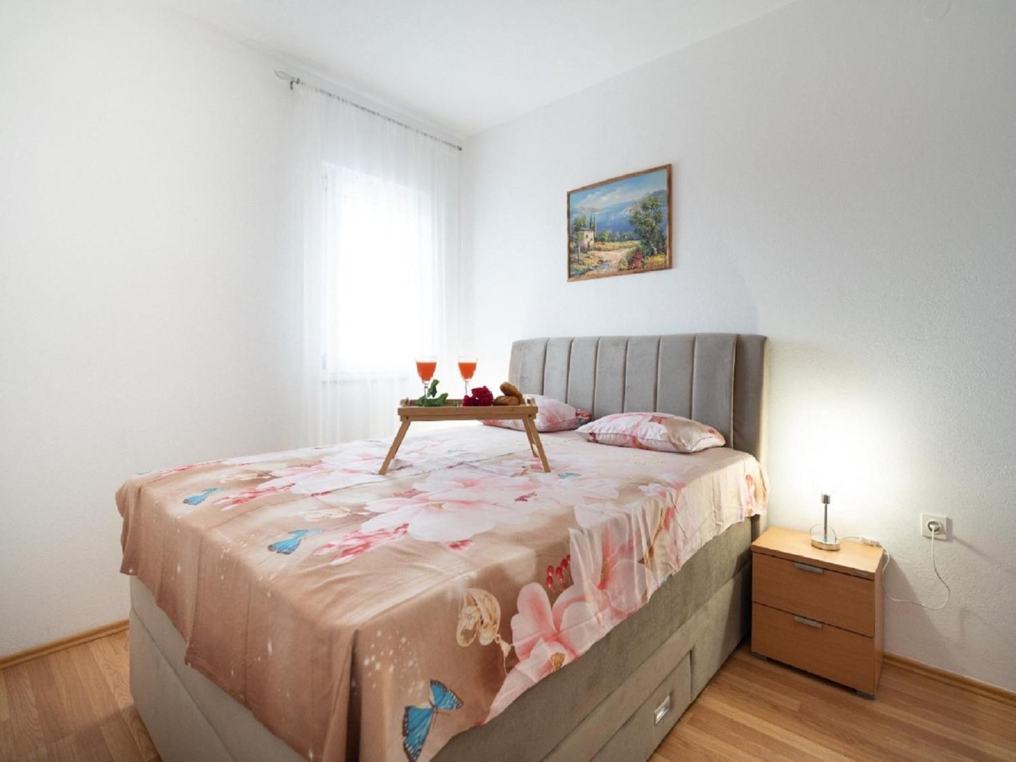 Apartments Milic - One Bedroom Apartment With Sea View And Terrace Gornji Karin Esterno foto