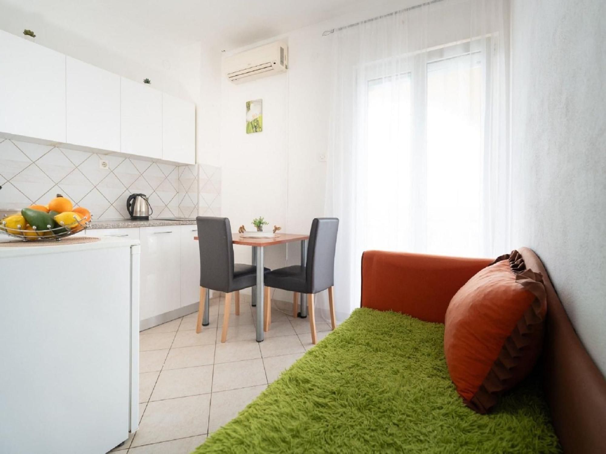 Apartments Milic - One Bedroom Apartment With Sea View And Terrace Gornji Karin Esterno foto